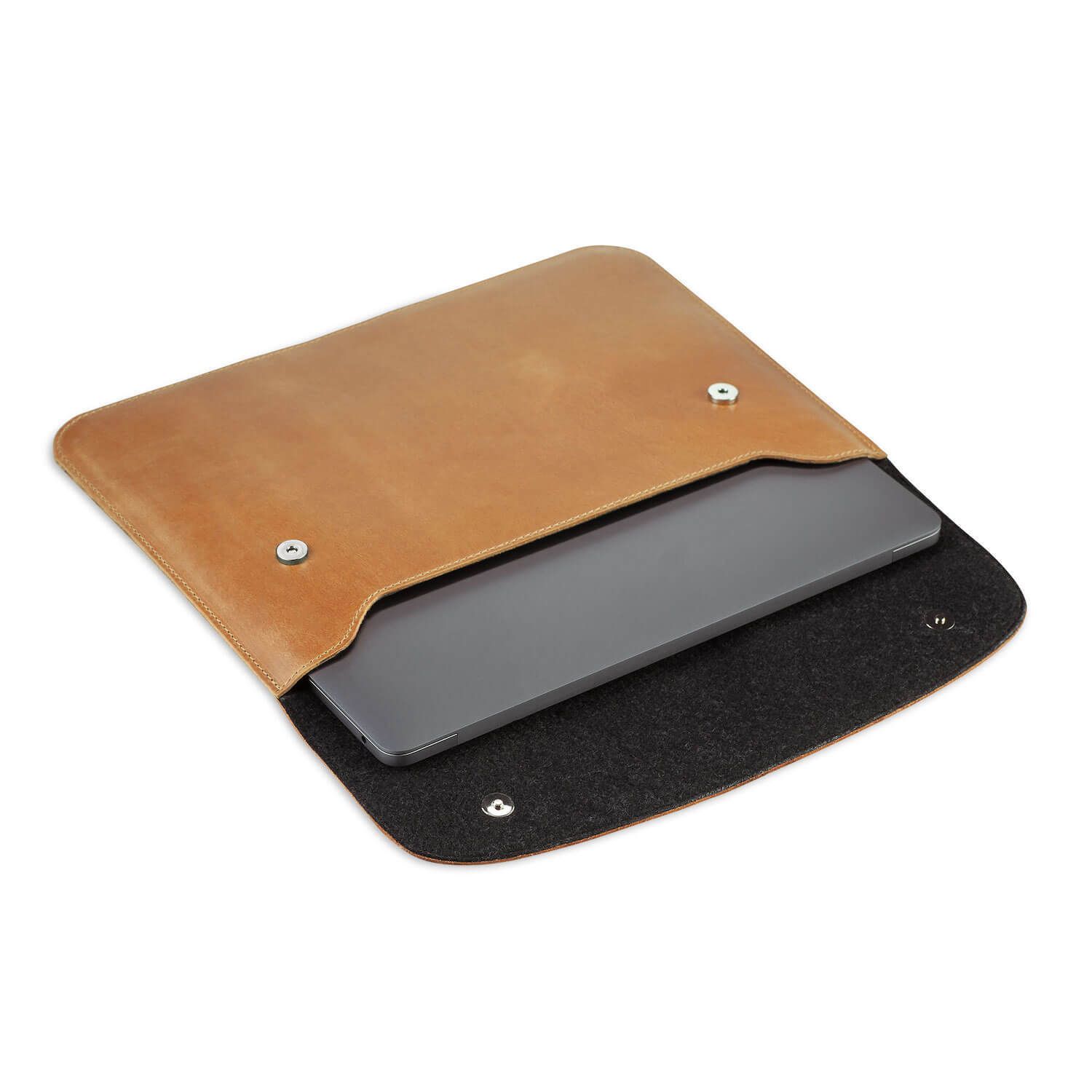 Винтажный кожаный чехол Gmakin для MacBook на кнопках Air 13 M2