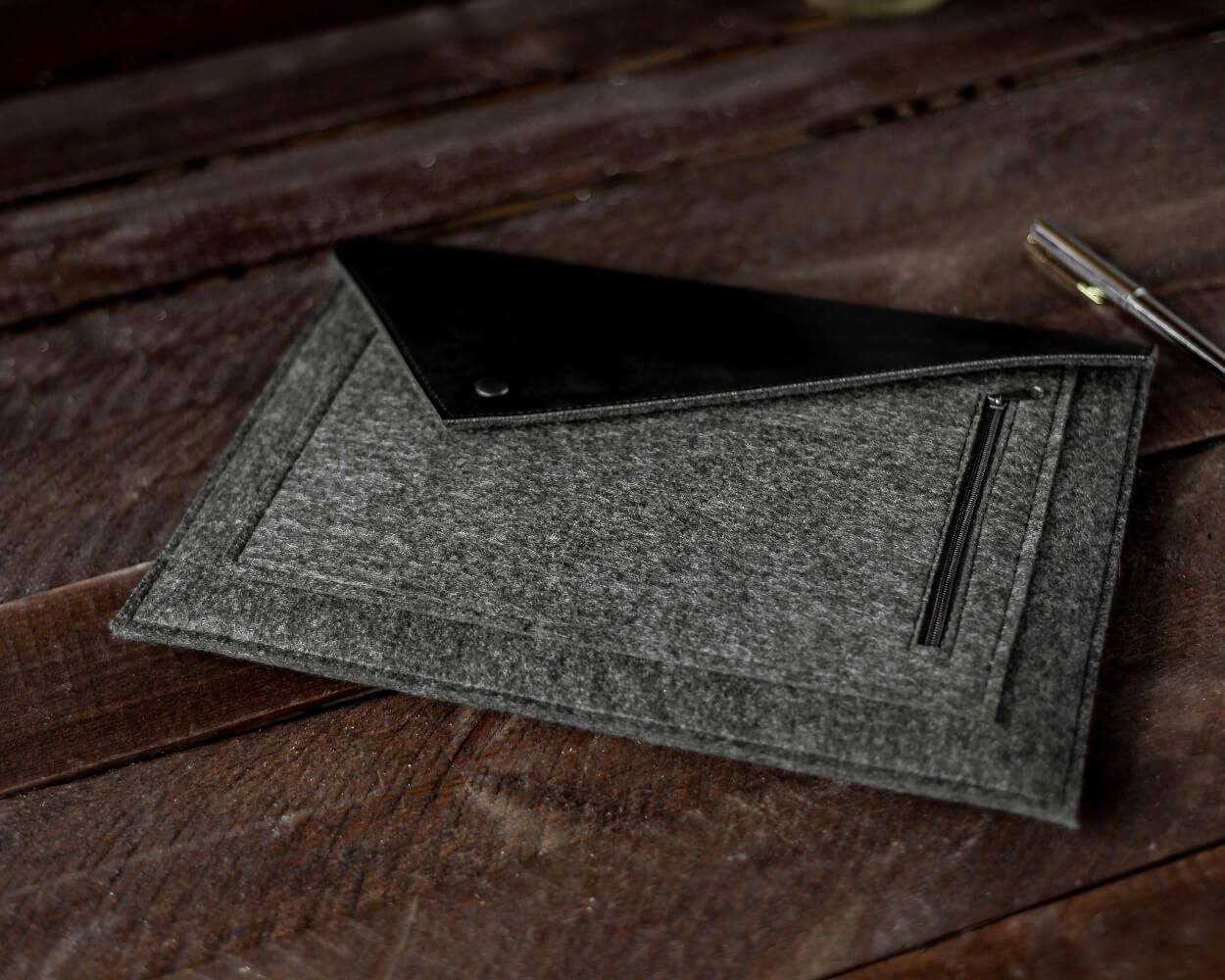 Чорний конверт Gmakin для MacBook з екошкірою Air 13 M1