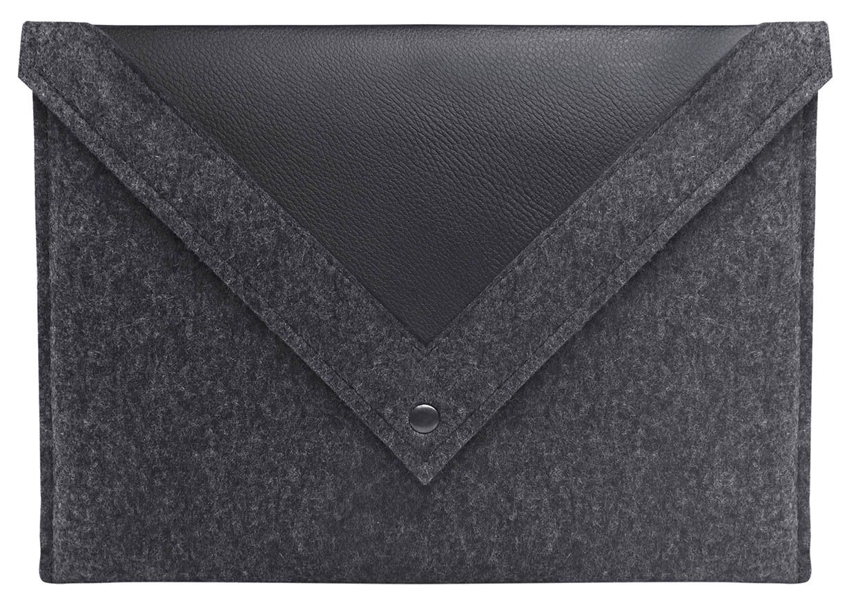 Черный чехол Gmakin на MacBook с треугольной крышкой Air 13 M1