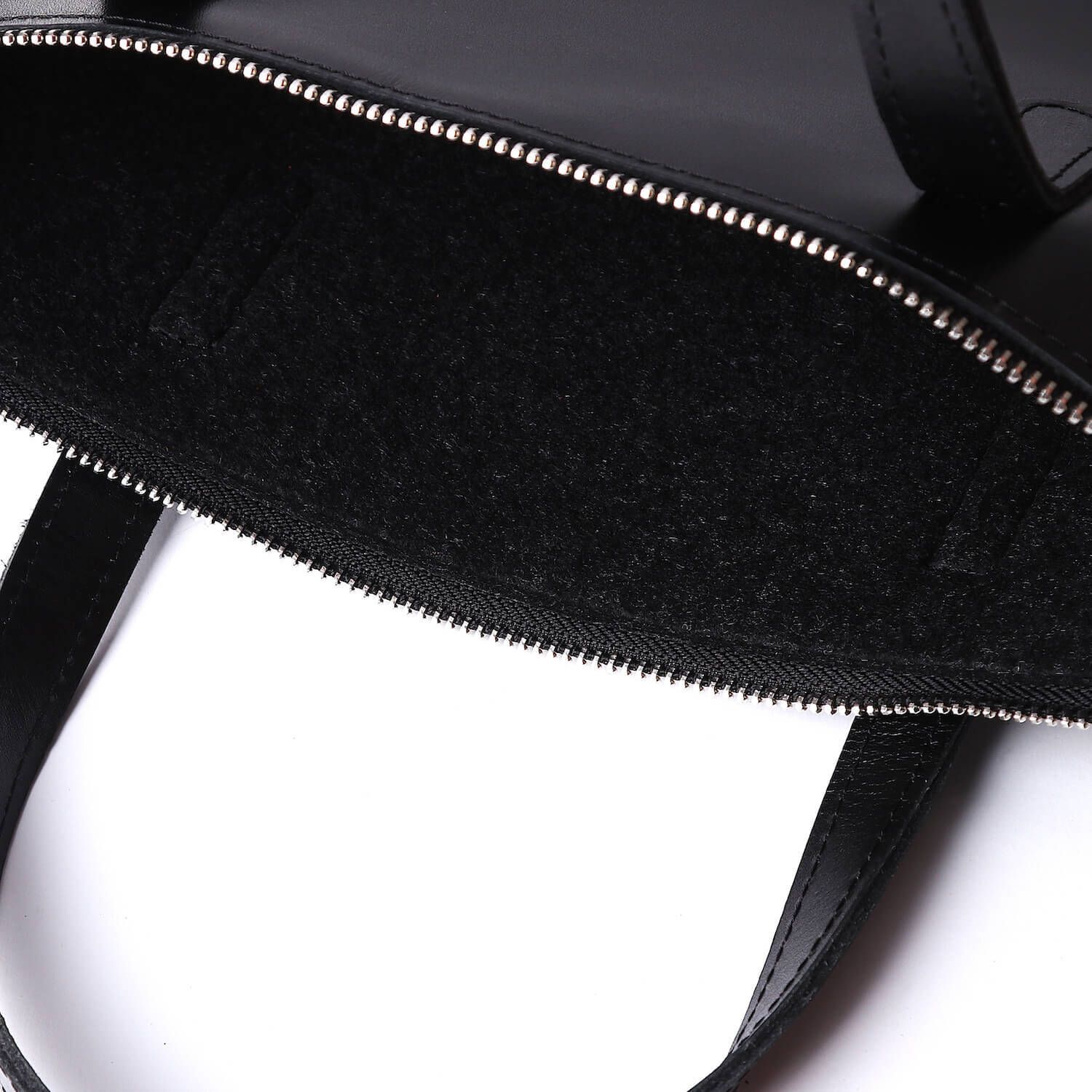 Чорна шкіряна сумка Gmakin для MacBook Air 13 M2