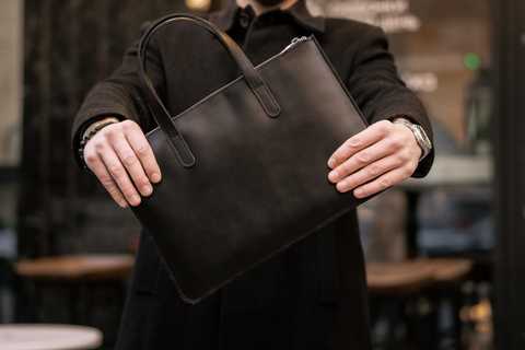 Женские кожаные сумки черные купить по лучшей цене в MODNOTAK