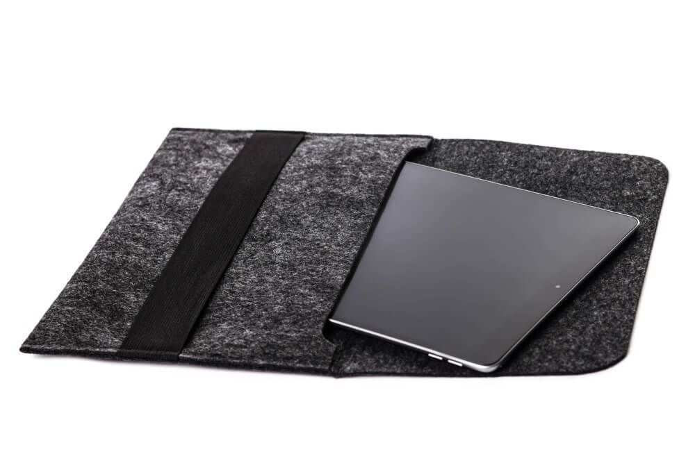 Темный войлочный чехол-конверт для iPad Pro 12.9 (2020) горизонтальный