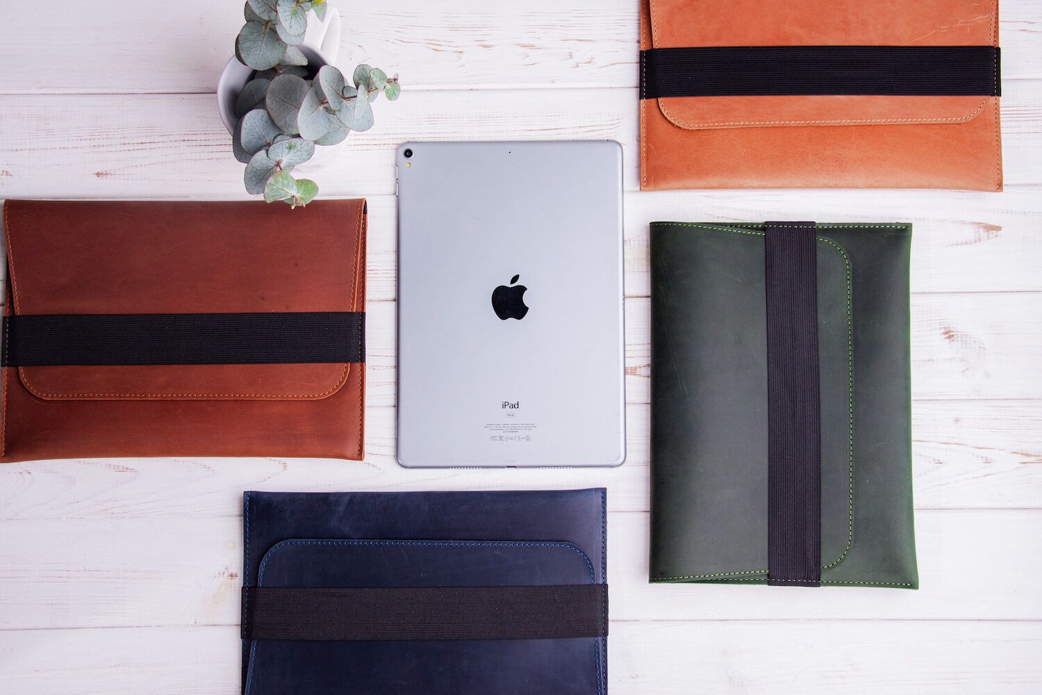 Коньячный горизонтальный кожаный чехол Gmakin для iPad Pro 12.9 (2020)